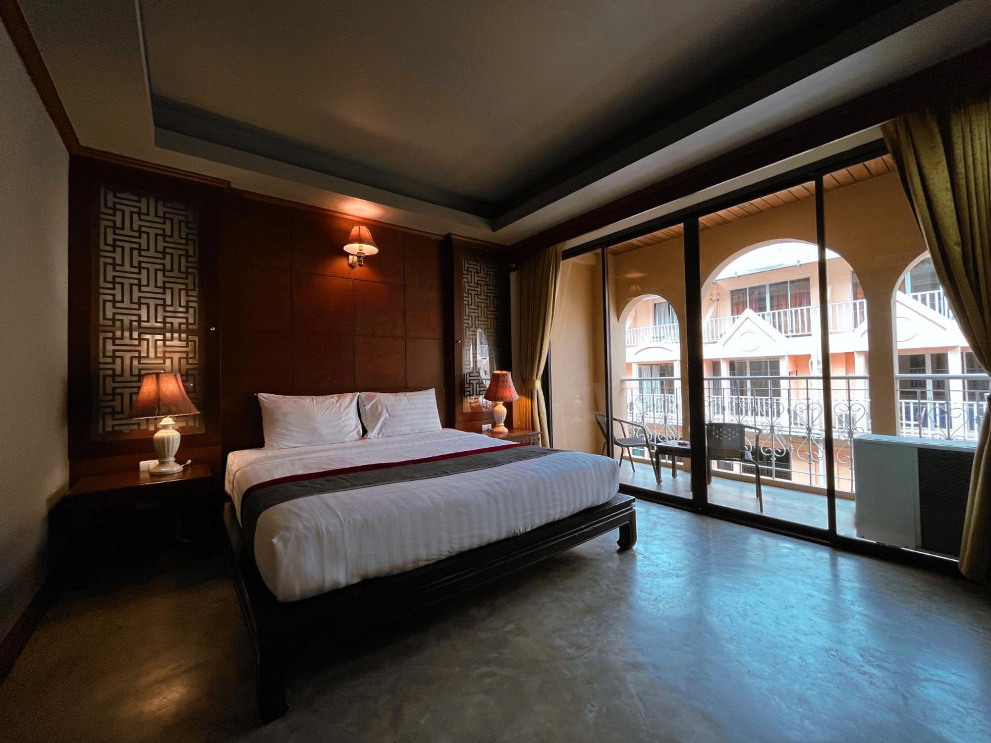 Grand Orlov Apart Hotel Patong ภายนอก รูปภาพ