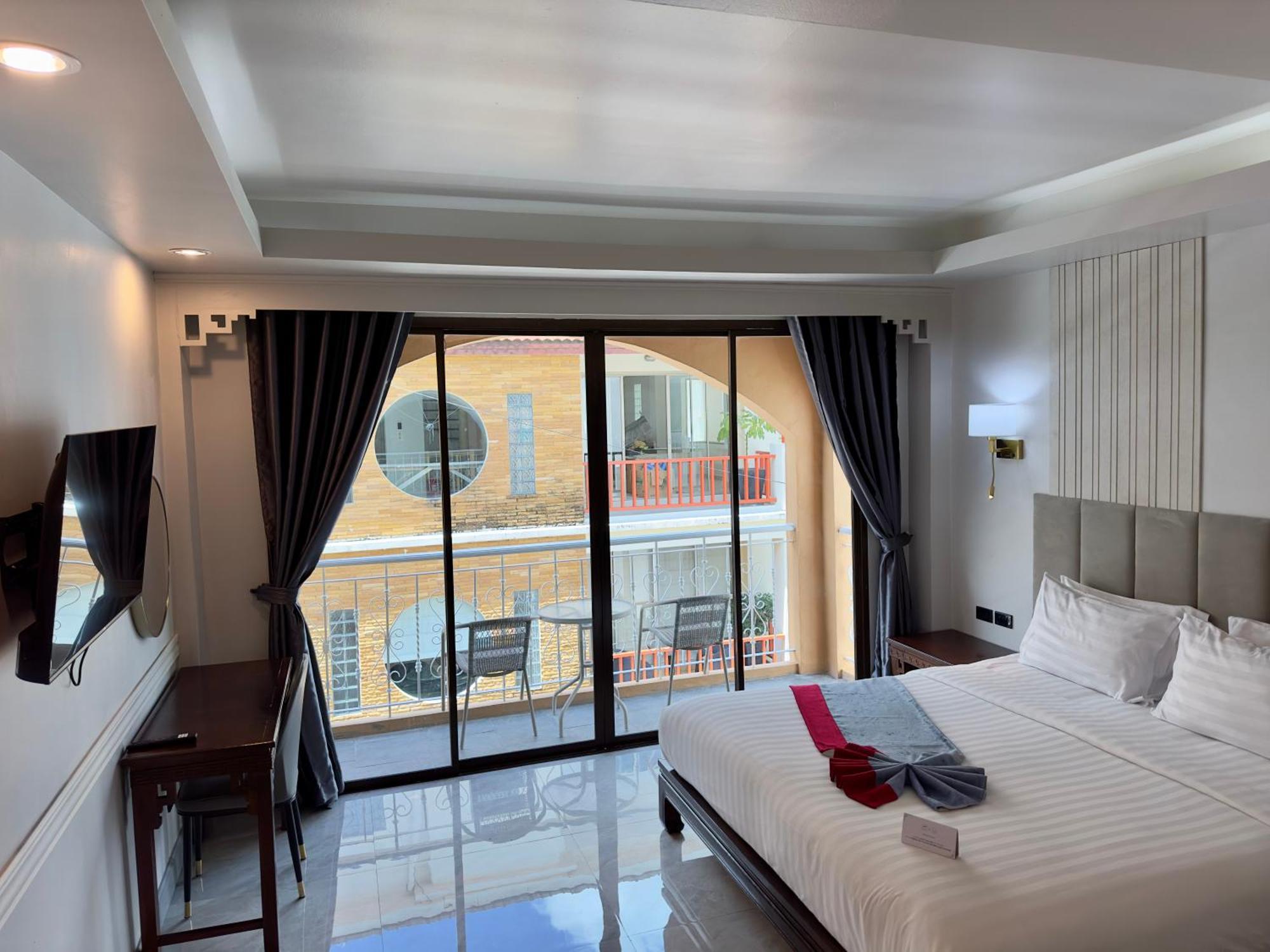 Grand Orlov Apart Hotel Patong ภายนอก รูปภาพ